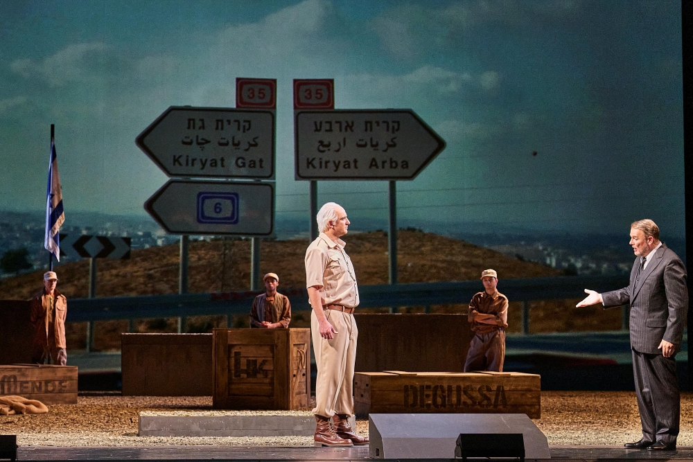 Suche nach Heimat und Erlösung: Tareq Nazmi (Daland), Tomasz Konieczny (Der Holländer)